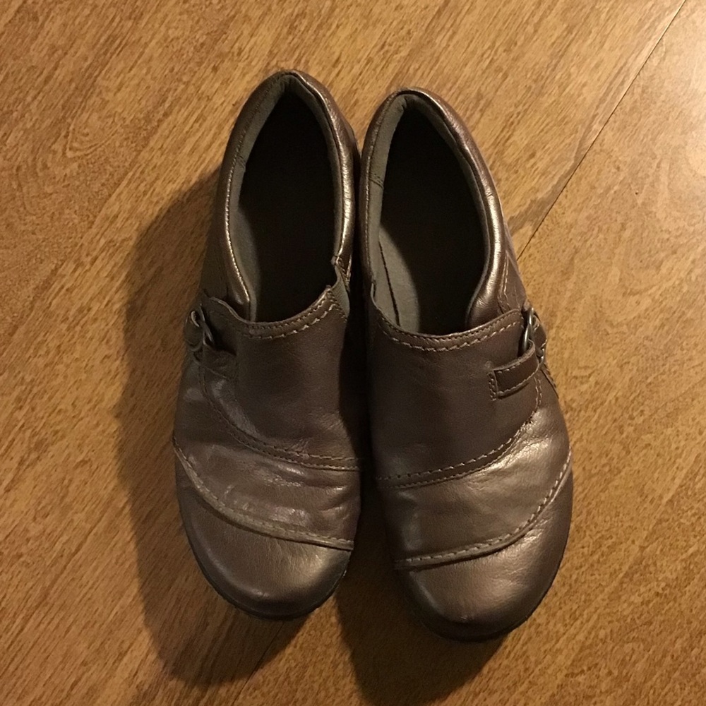 Clarks shoes